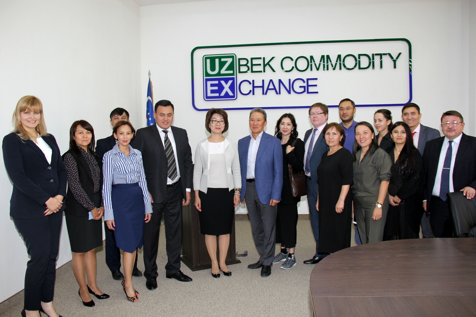 representatives-of-the-kazakhstan-stock-exchange-visited-the-uzex_152.jpg